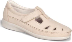 SAS Women's Roamer -Englins Fine Footwear Store sas womens roamer linen 2190 114 90472.1620332472