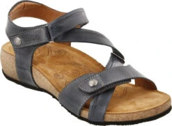 Taos Universe 13 Taos Universe -Englins Fine Footwear Store taos womens universe navy unv 1340 stn 37475.1682088081