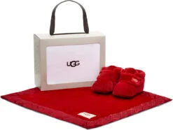 UGG Infants Bixbee And Lovey Blanket -Englins Fine Footwear Store ugg childrens infants bixbee lovey blanket samba red 1094823i sbr 88498.1661585966